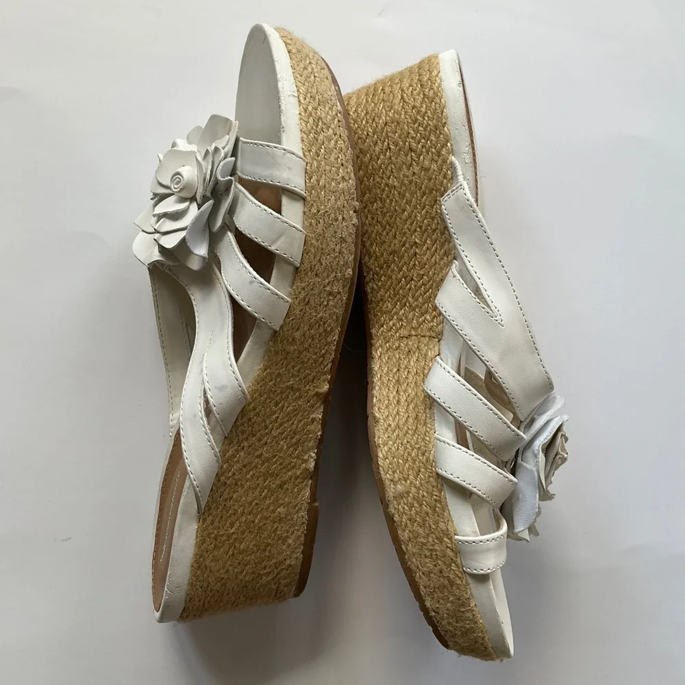 Solesenseability Mona White Flower Espadrille Wedge Sandals Womens 10 Minimalist